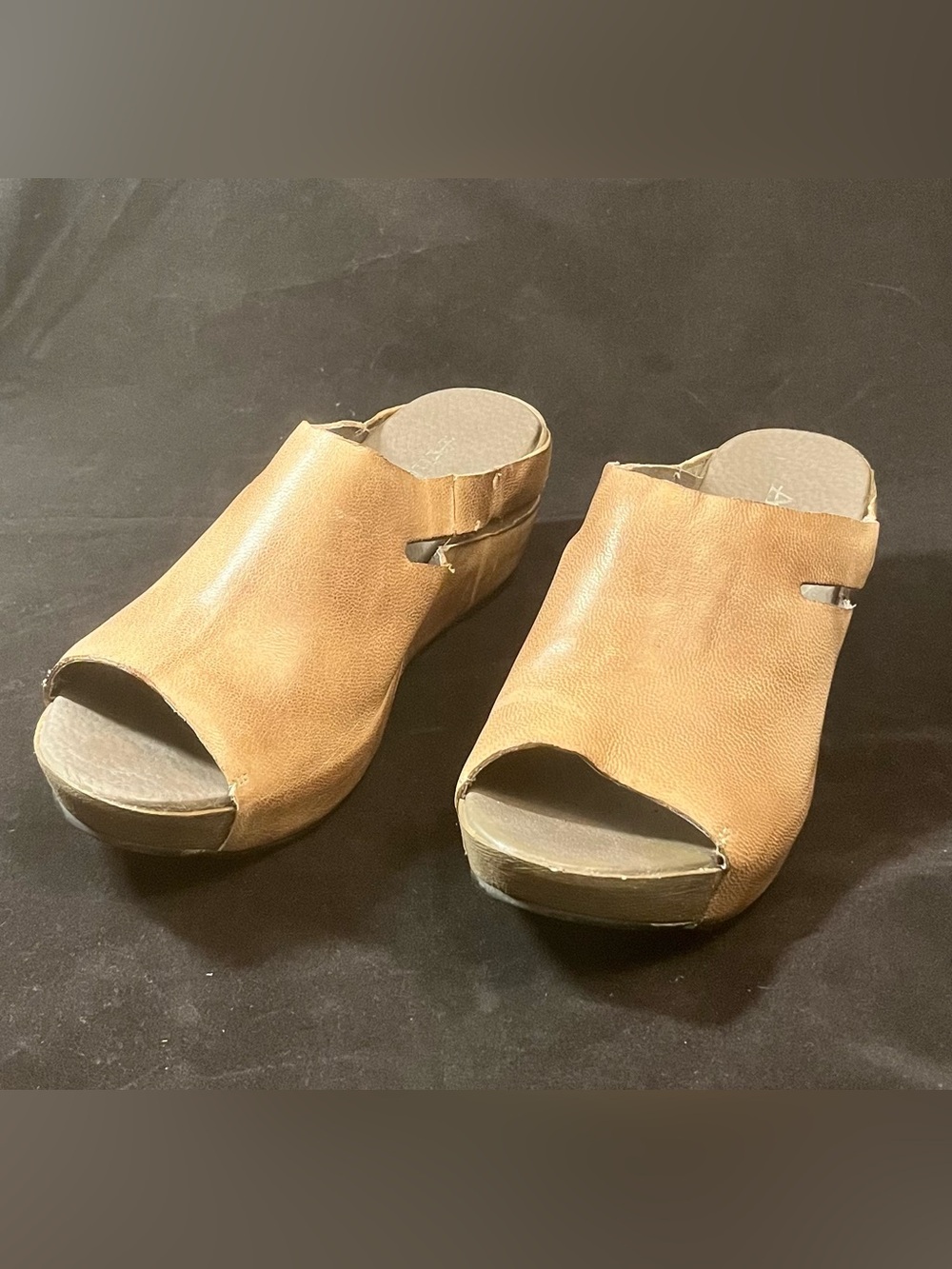 Antelope Tan Leather Wedges